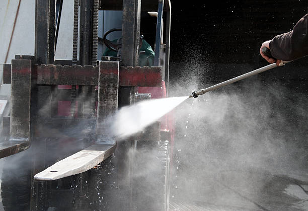 Best Sidewalk Pressure Washing  in Mcallen, TX